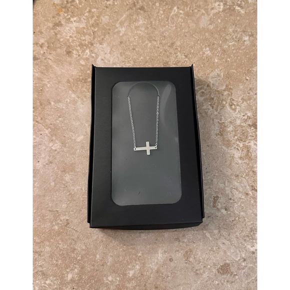 Minimalist Stainless Steel Cross Pendant Necklace - Picture 6 of 6